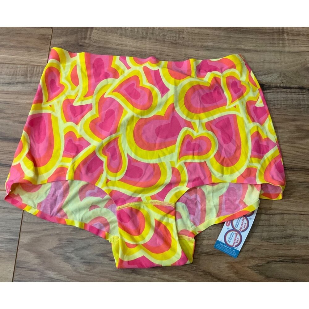 NWT Cheek Boss Pink Yellow Hearts Boyshorts Size: Small
